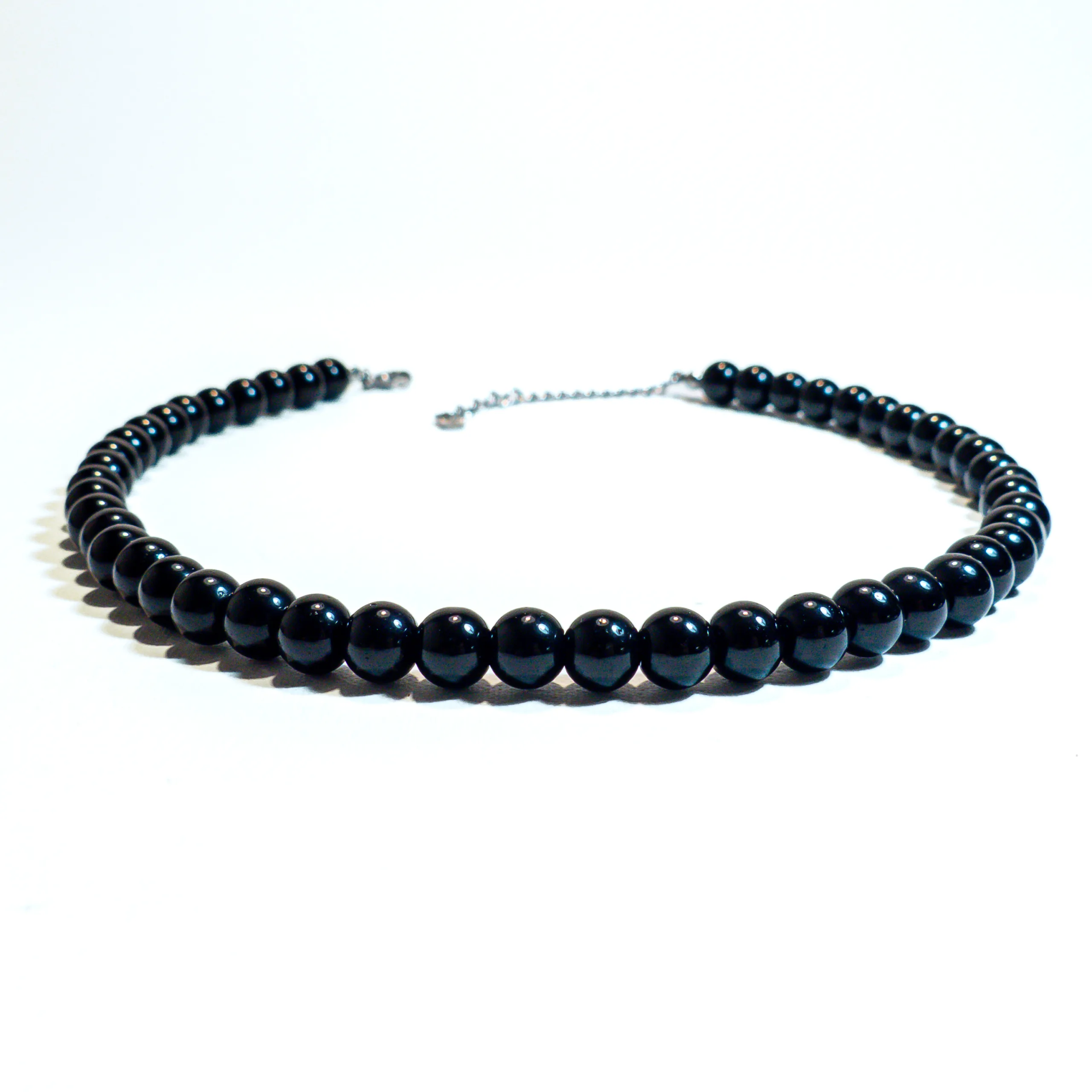 Melnā obsidiāna kaklarota – Klusums - Image 3